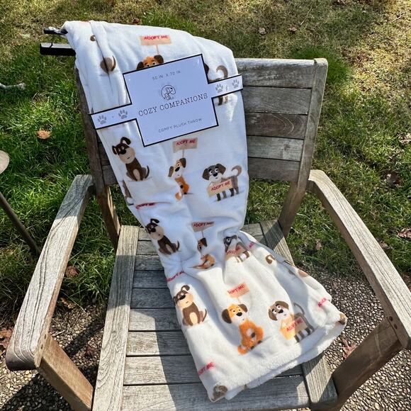 Cozy Companions Adopt Dogs Plush Throw Blanket 50x70 White Oversized NWT - Picture 1 of 9
